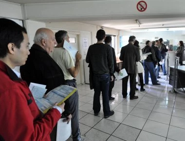 Ανοιχτές κανονικά οι δημόσιες υπηρεσίες παρά το τριήμερο εθνικό πένθος